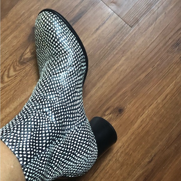 Rag And Bone Animal Print Leather Booties - Picture 2 of 12